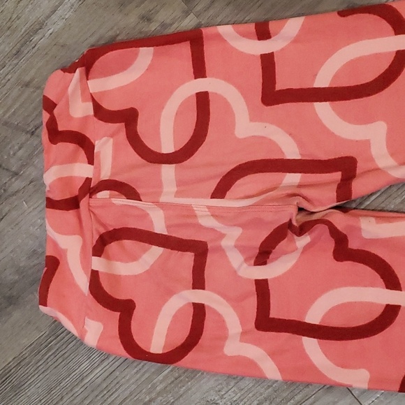 LulaRoe Heart Leggings Size Large/XL - Picture 6 of 9